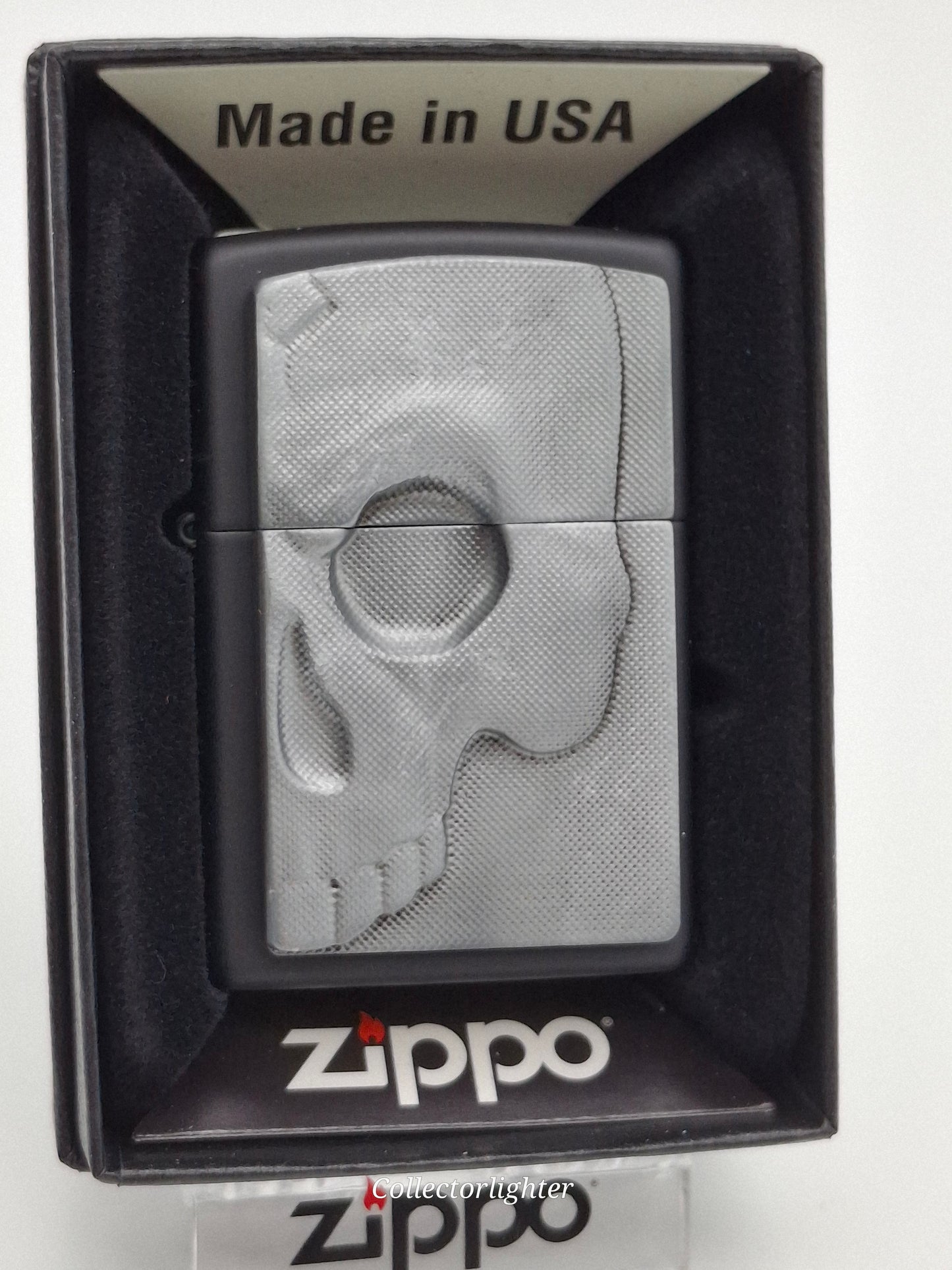 Encendedor de gasolina Zippo - Emblema Half Skull 2003985