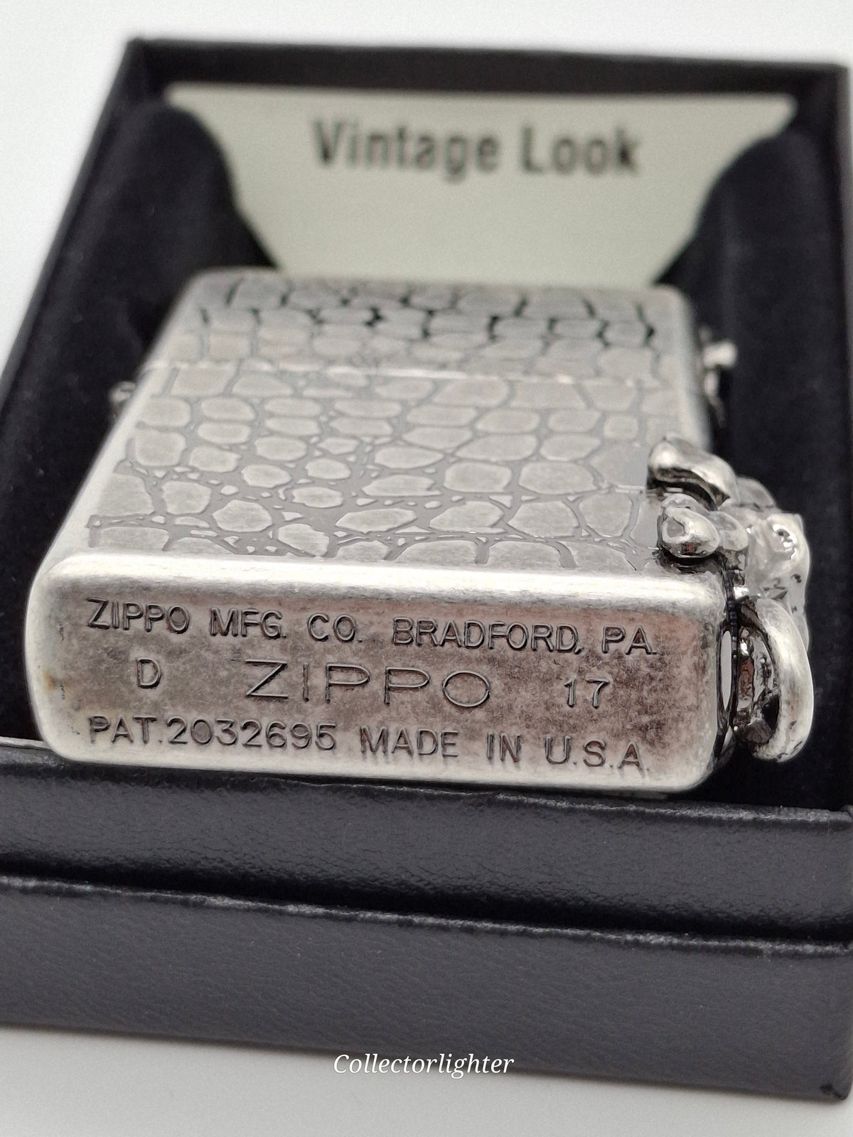 Zippo Benzinfeuerzeug Zippo - Stone Skulls Vintage Asia ZA-1-42B ZA-1-42B Zippo - Stone Skulls Vintage Asia ZA-1-42B