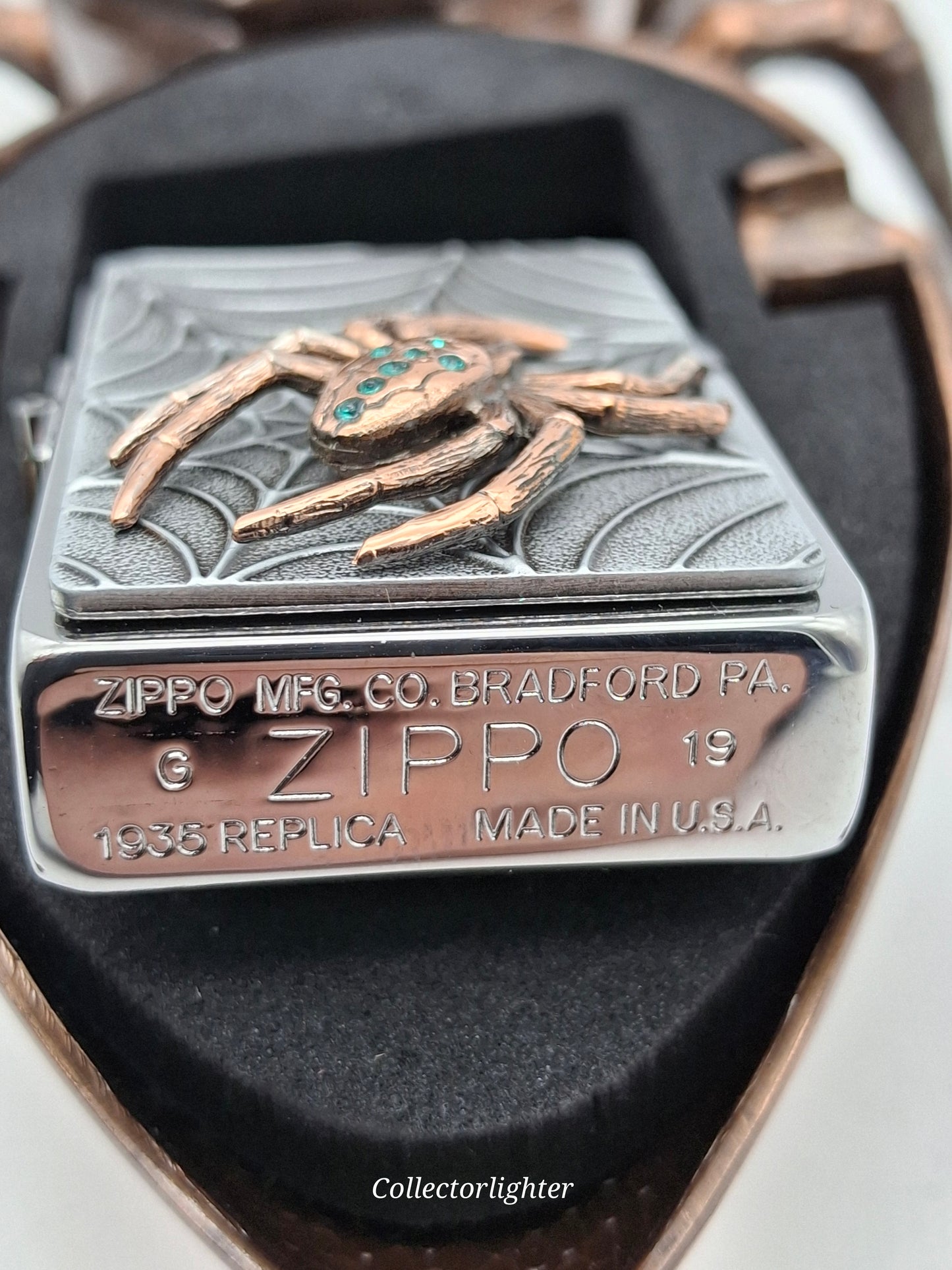 Zippo Benzinfeuerzeug - Copper Spider m. Aschenbecher Limited Edition 251758