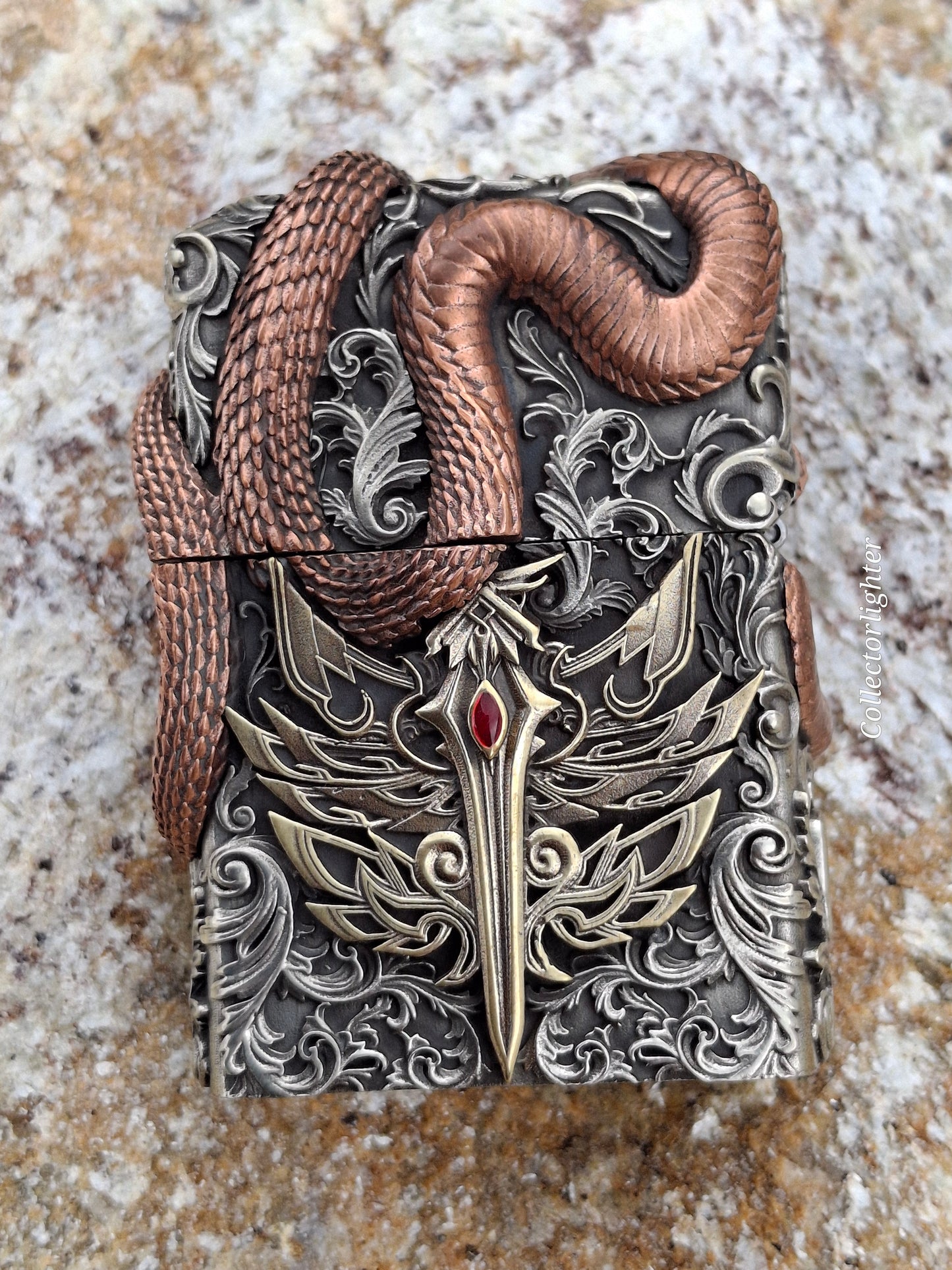 Zippo Benzinfeuerzeug - Medusa Jacket Queen Crying - Asia Modell