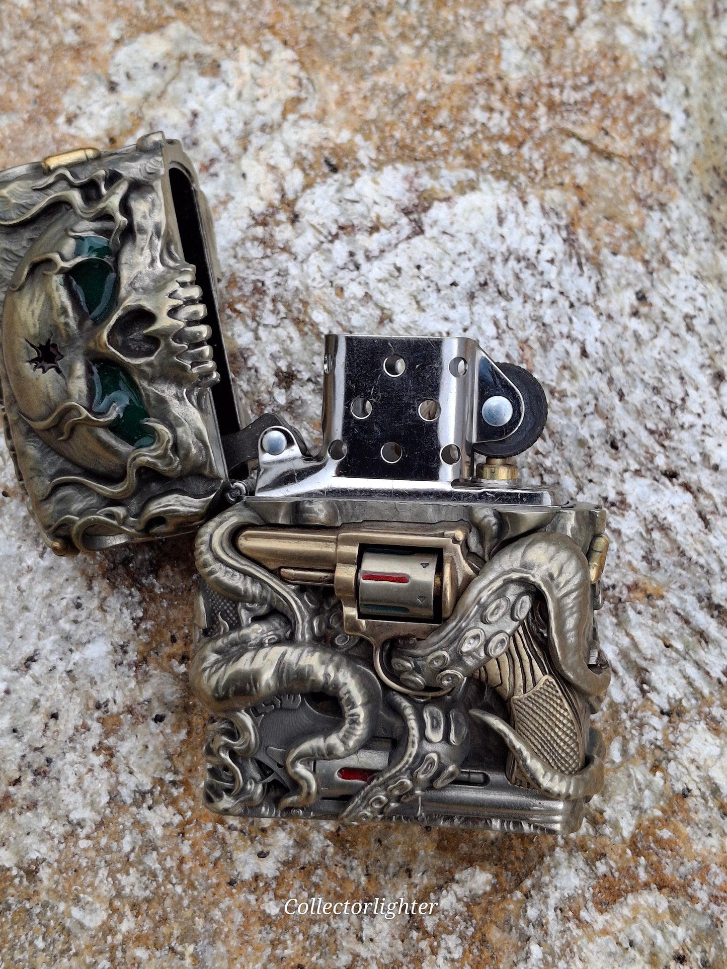 Zippo Benzinfeuerzeug - Skull with Revolver - Asia Modell - Limited Edition