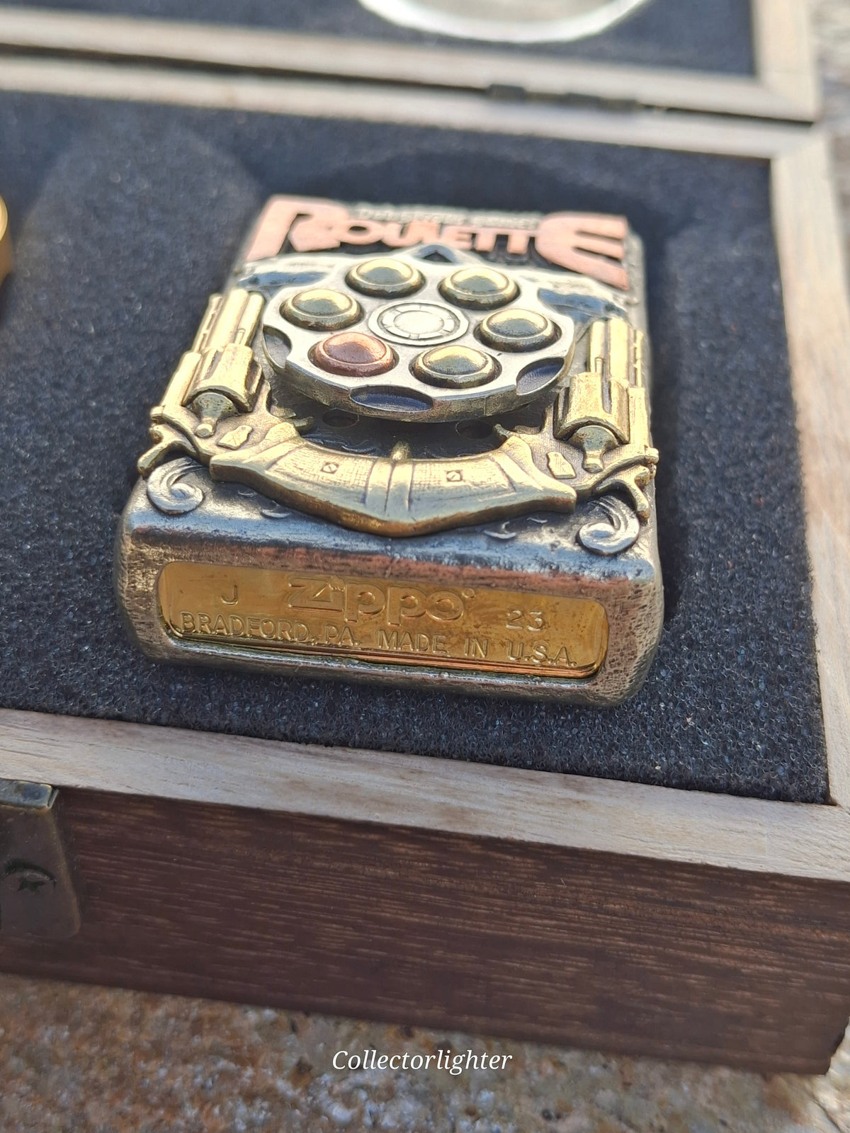 Zippo Benzinfeuerzeug Zippo - Russian Roulette - Dangerous Game - Asia Modell Z-Asia-1010 Zippo - Russian Roulette - Dangerous Game - Asia Modell
