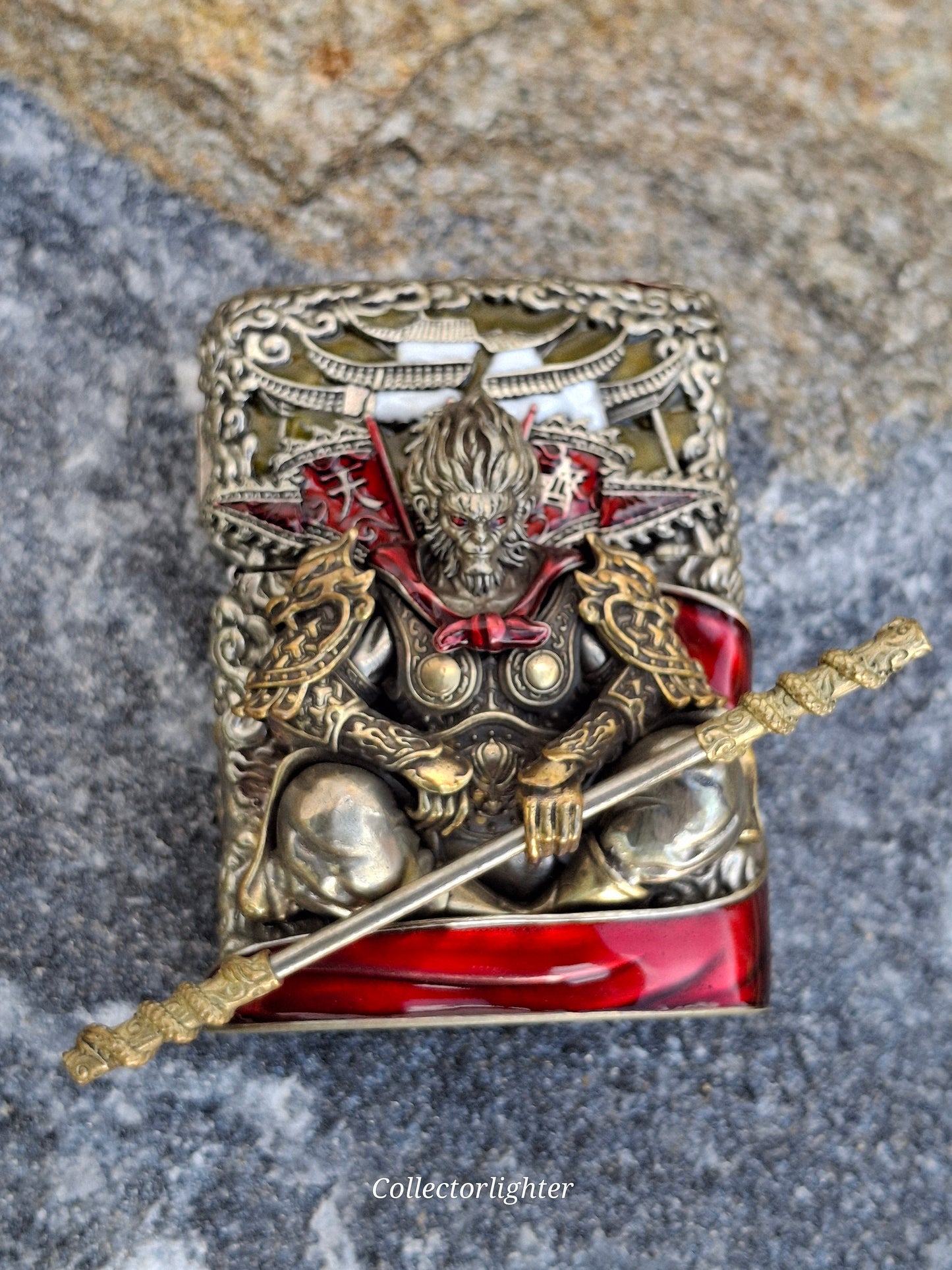 Zippo - Gold Red Fighting Monkey King - Asia Modell - Limited