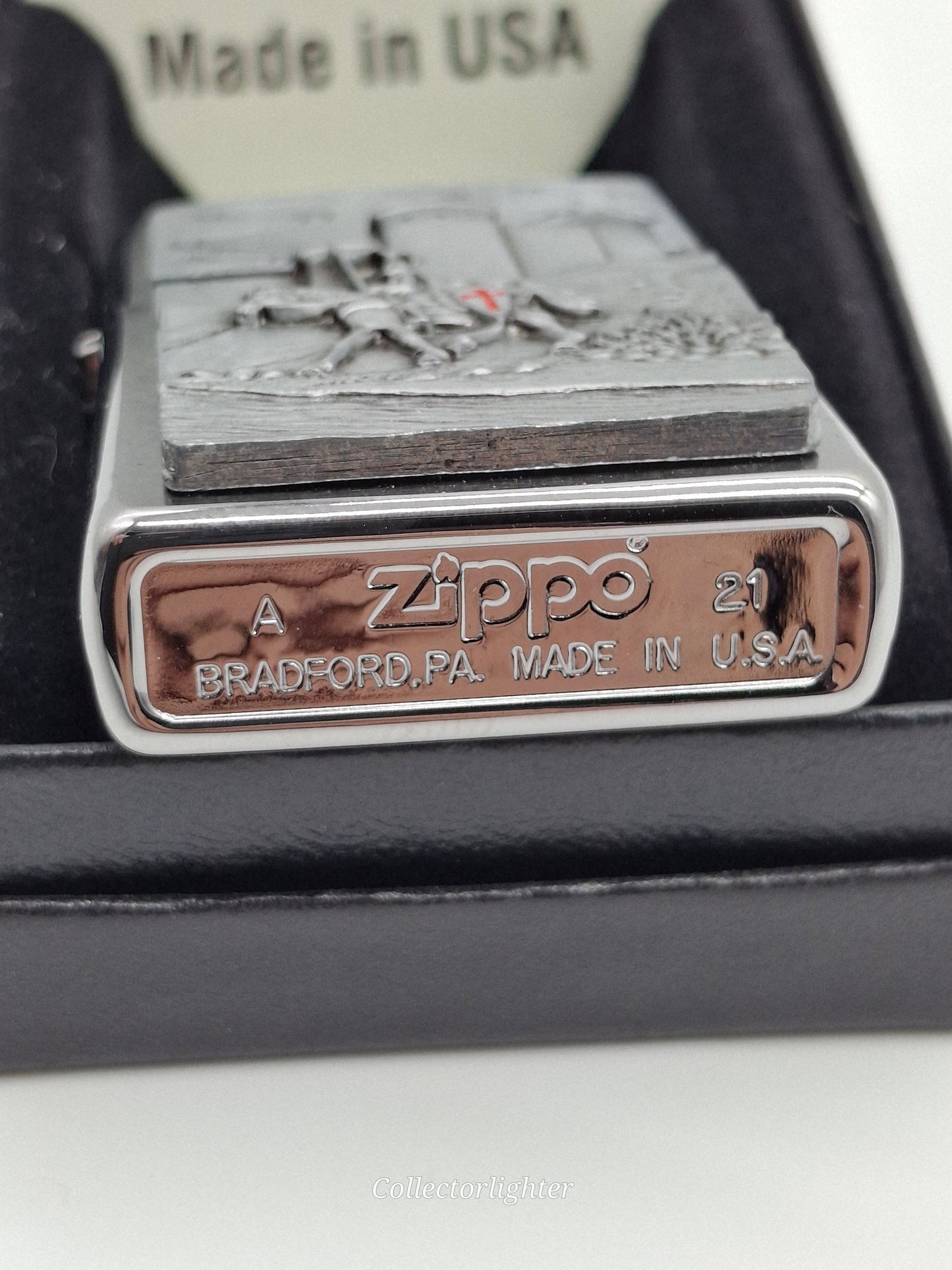 Zippo petrol lighter - Cross with Decoration 2005912 emblem