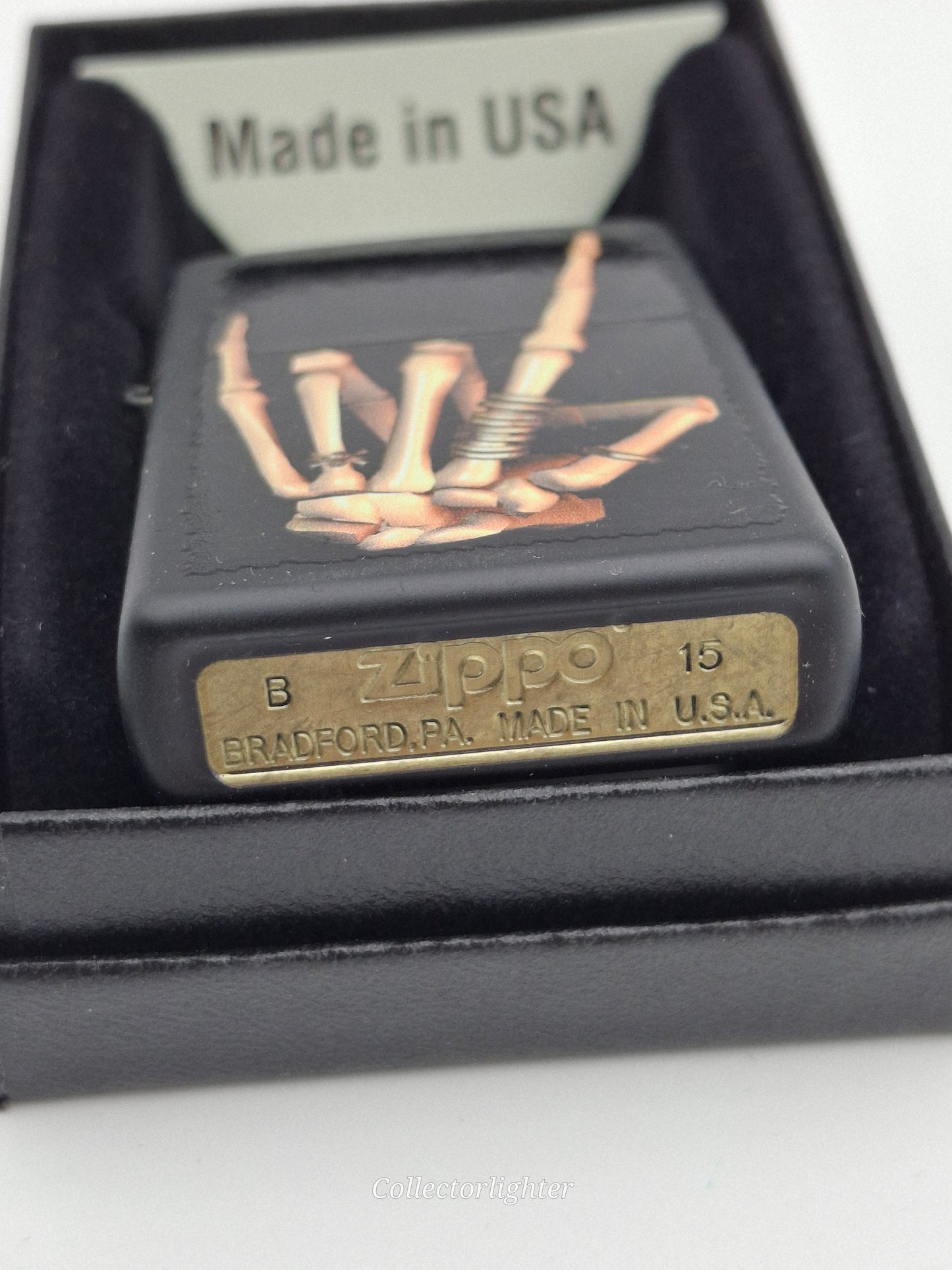 Zippo petrol lighter - Skull Filigree 60000536