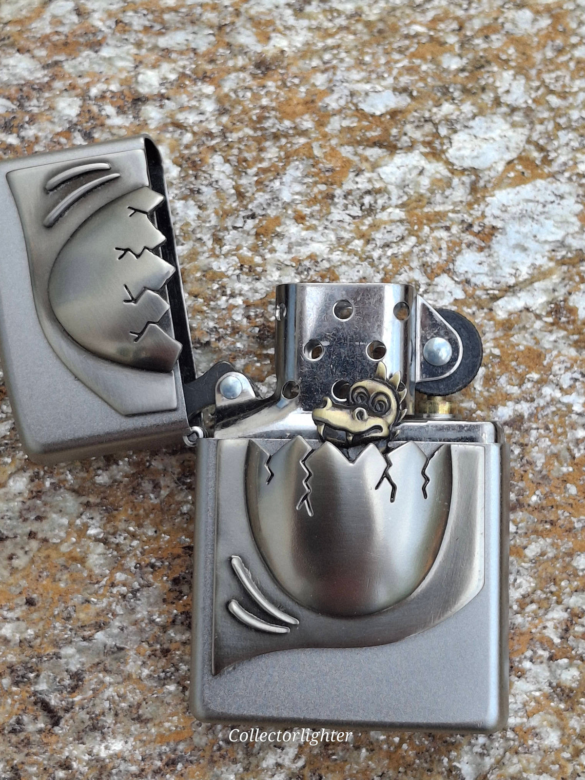 Zippo Benzinfeuerzeug Zippo - Dragon In Egg - Special Edition in Holzbox 251059 251059 Zippo - Dragon In Egg - Special Edition in Holzbox 251059