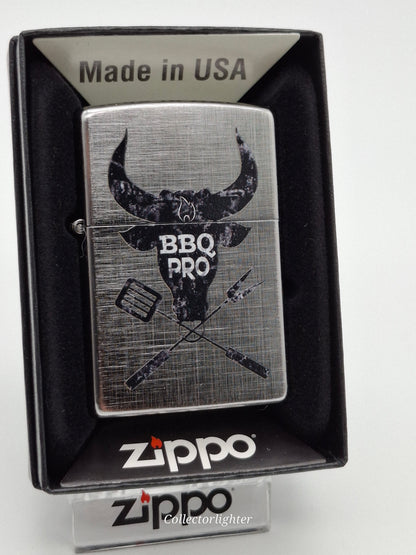 Zippo Benzinfeuerzeug - BBQ Grilling Cow 60003854