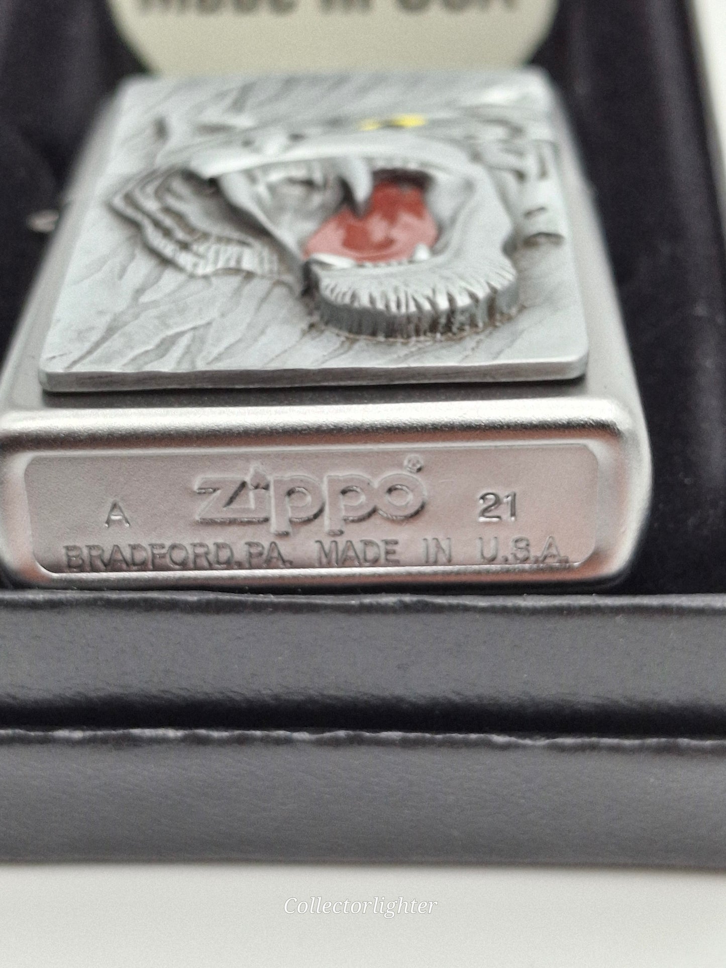 Encendedor de gasolina Zippo - Emblema Tiger Head 2003973