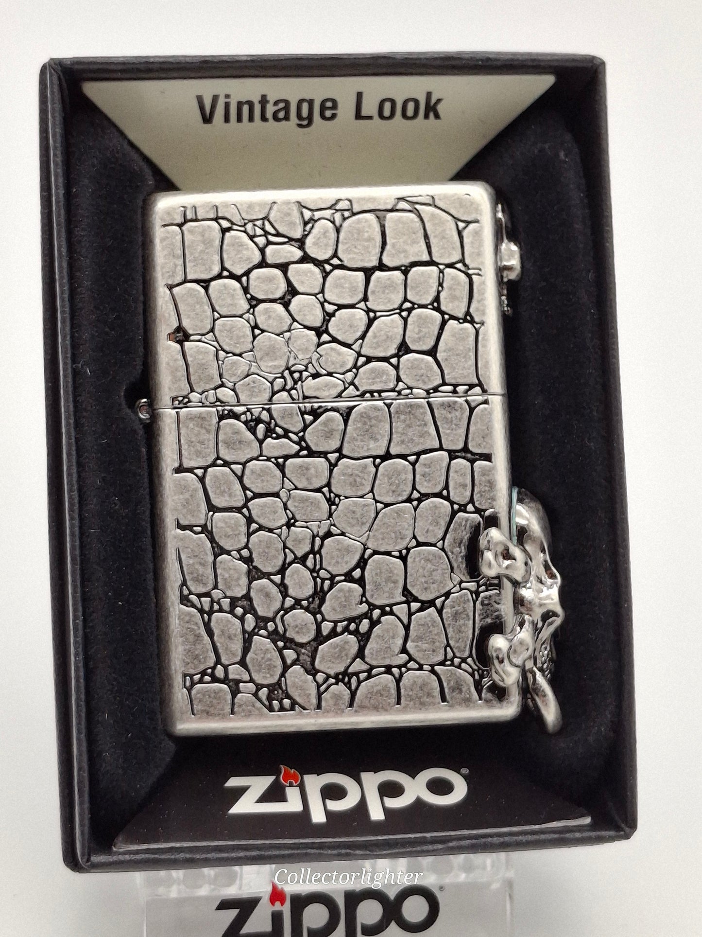 Zippo petrol lighter - Stone Skulls Vintage Asia ZA-1-42B
