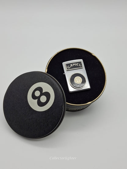 Encendedor de gasolina Zippo - Camel Eightball en lata original