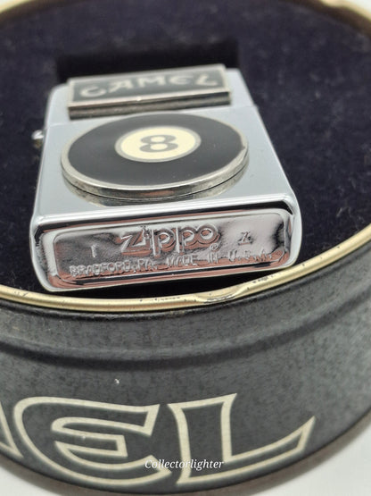 Encendedor de gasolina Zippo - Camel Eightball en lata original