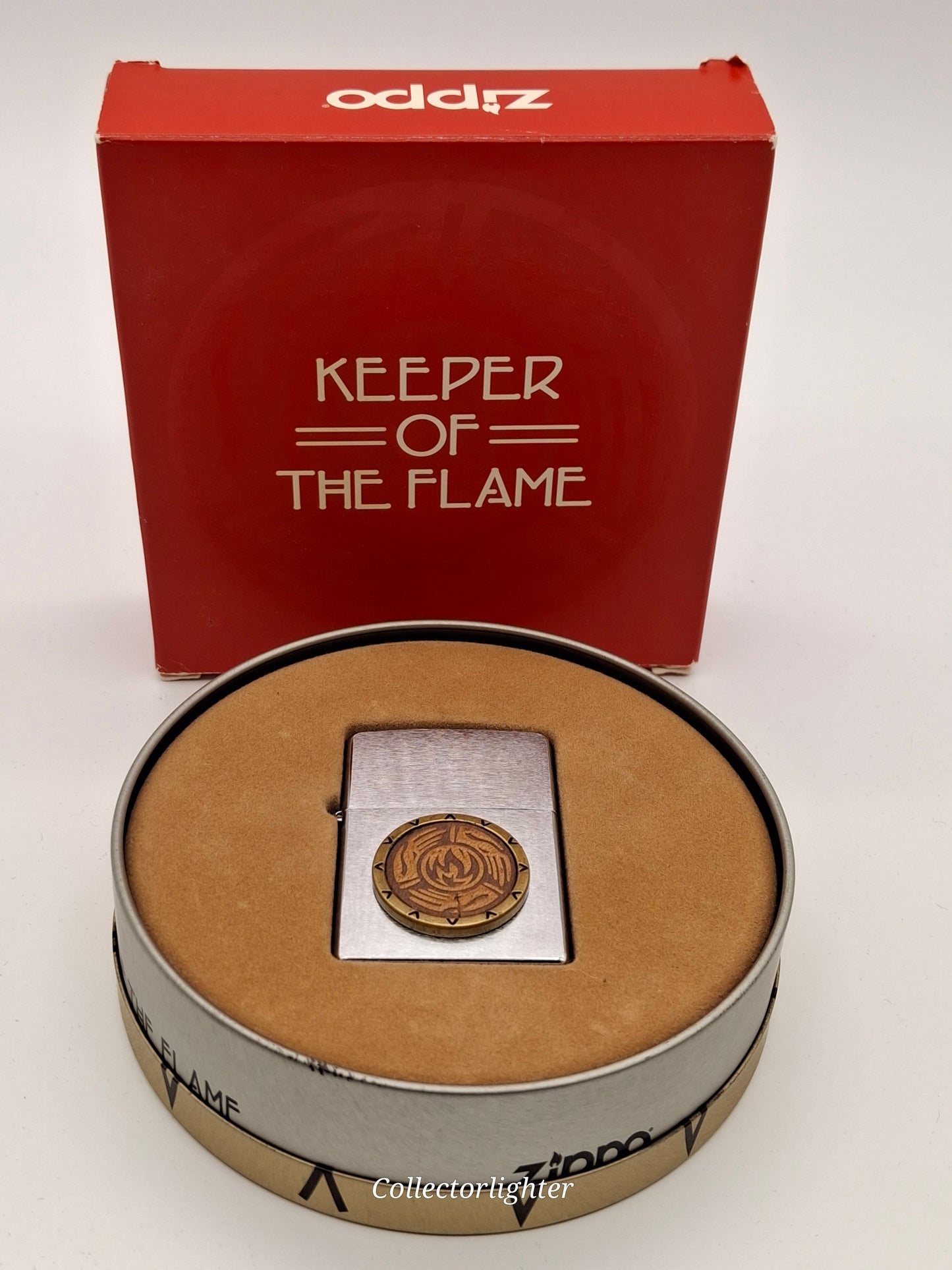 Zippo Benzinfeuerzeug - Keeper Of The Flame mit Original Schachtel
