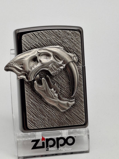 Zippo Benzinfeuerzeug - Säbelzahntiger Limited Edition 856/1000
