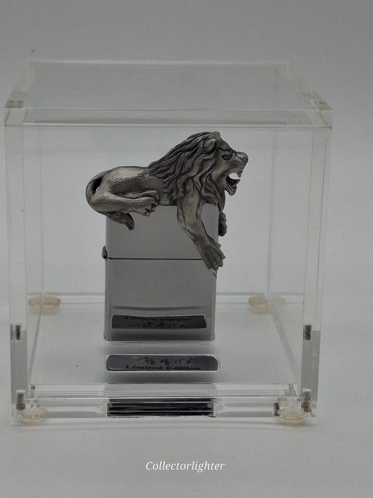 Zippo petrol lighter - Lion 3D Limited in acrylic box 1139/2500