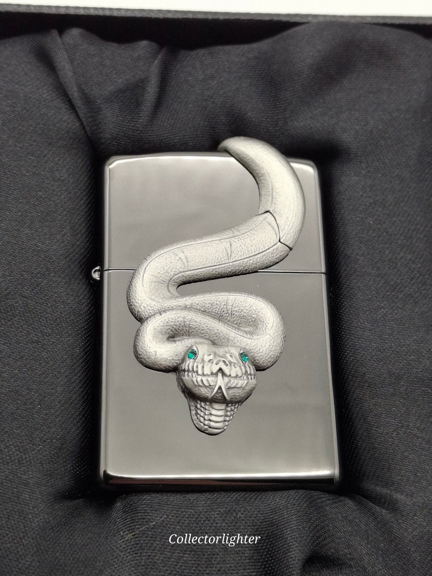 Zippo Petrol Lighter - Anaconda Limited Edition 2005793