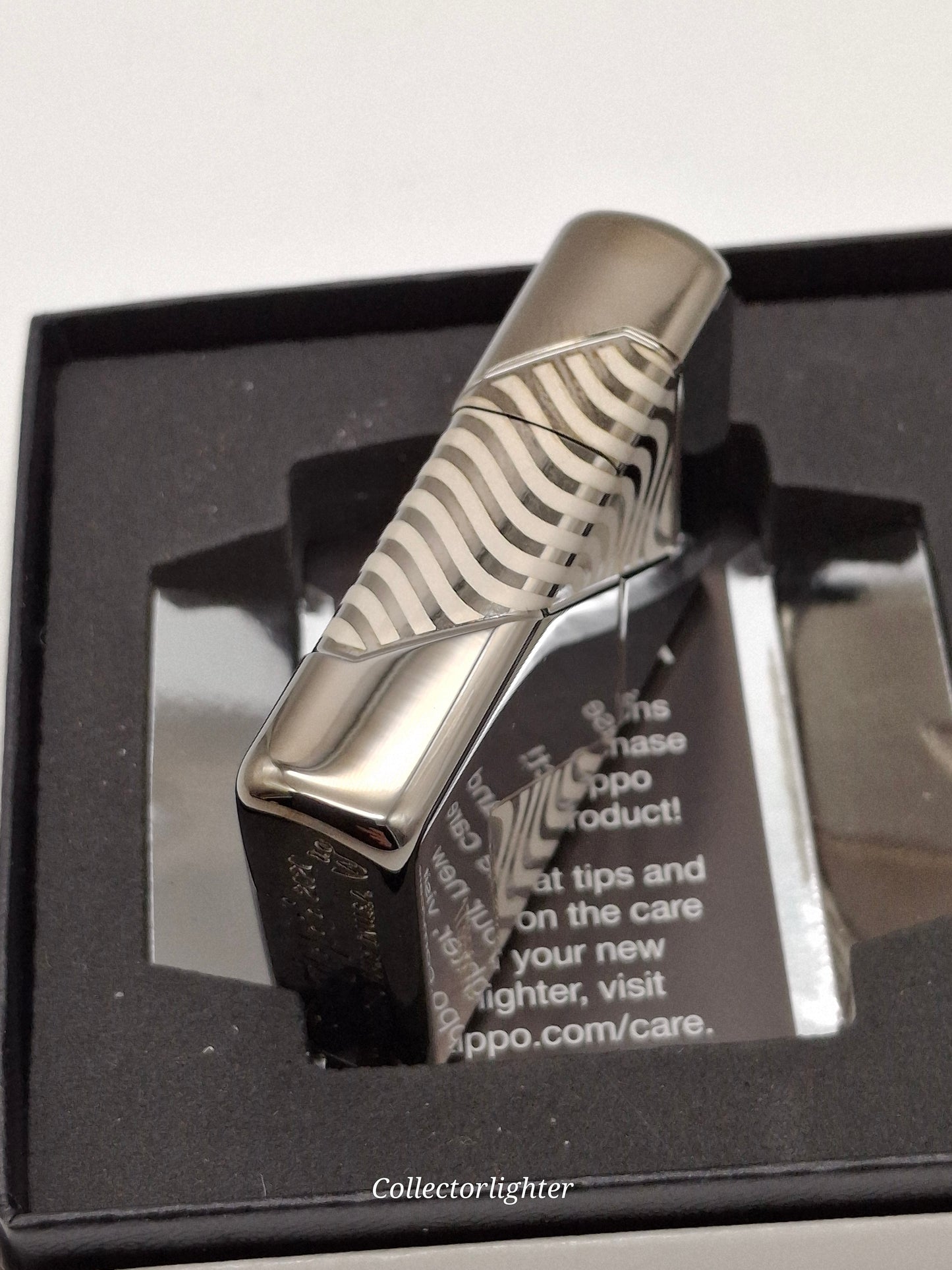 Encendedor de gasolina Zippo - Z Vision COTY 2020 Edición Limitada 60005199