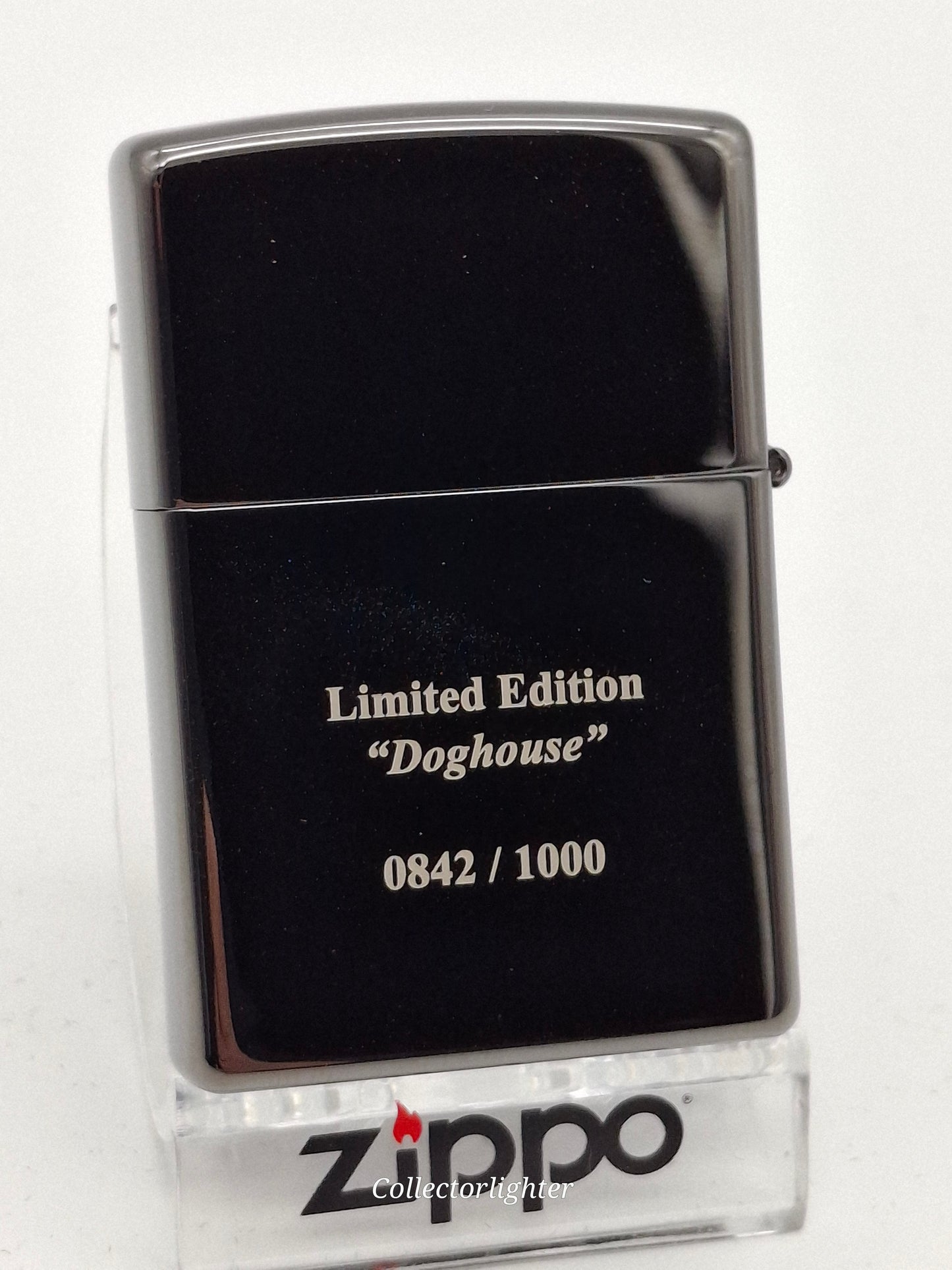 Encendedor de gasolina Zippo - Doghouse Edición Limitada 251756