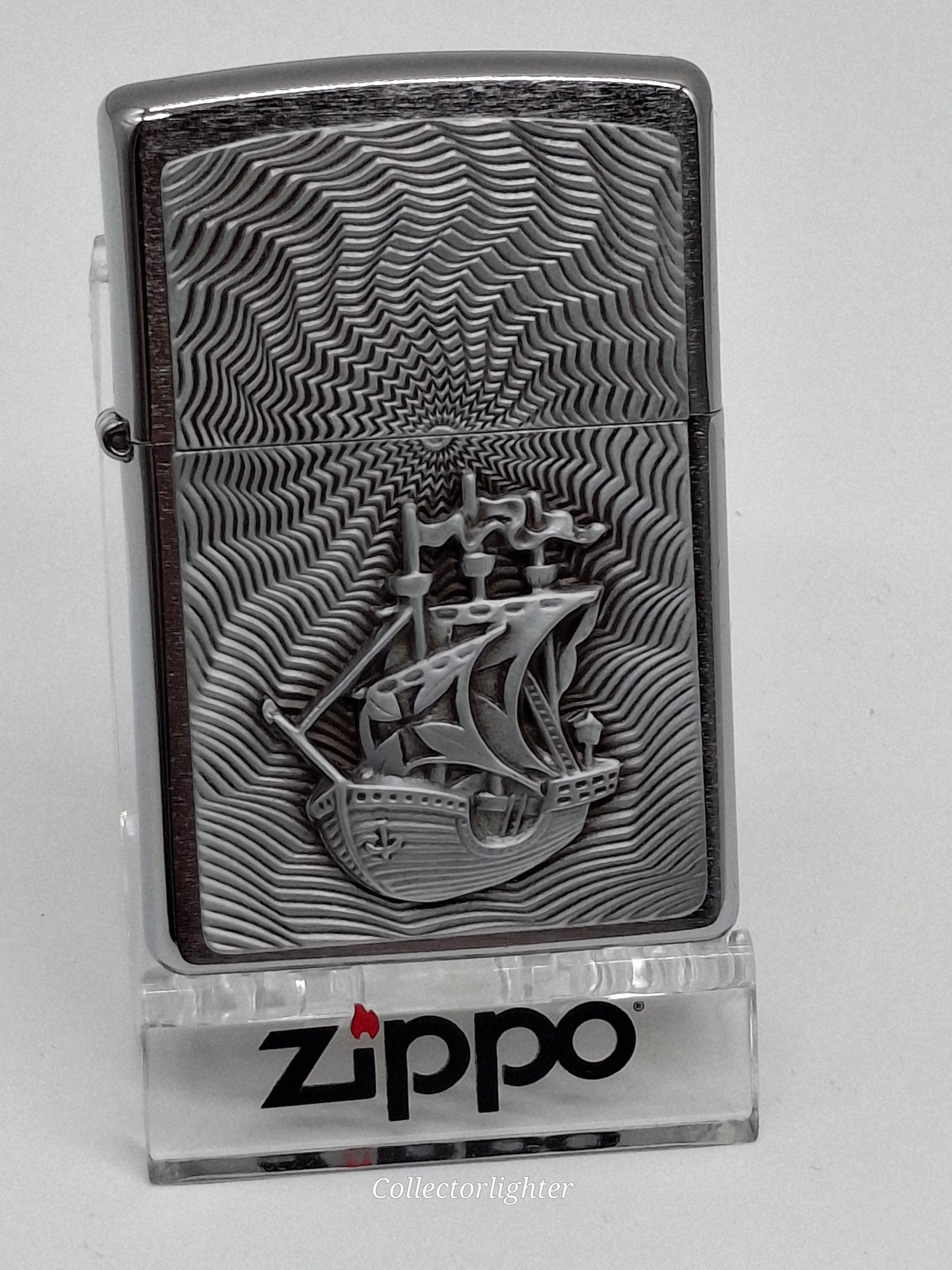 Zippo petrol lighter - Cross with Decoration 2005912 emblem