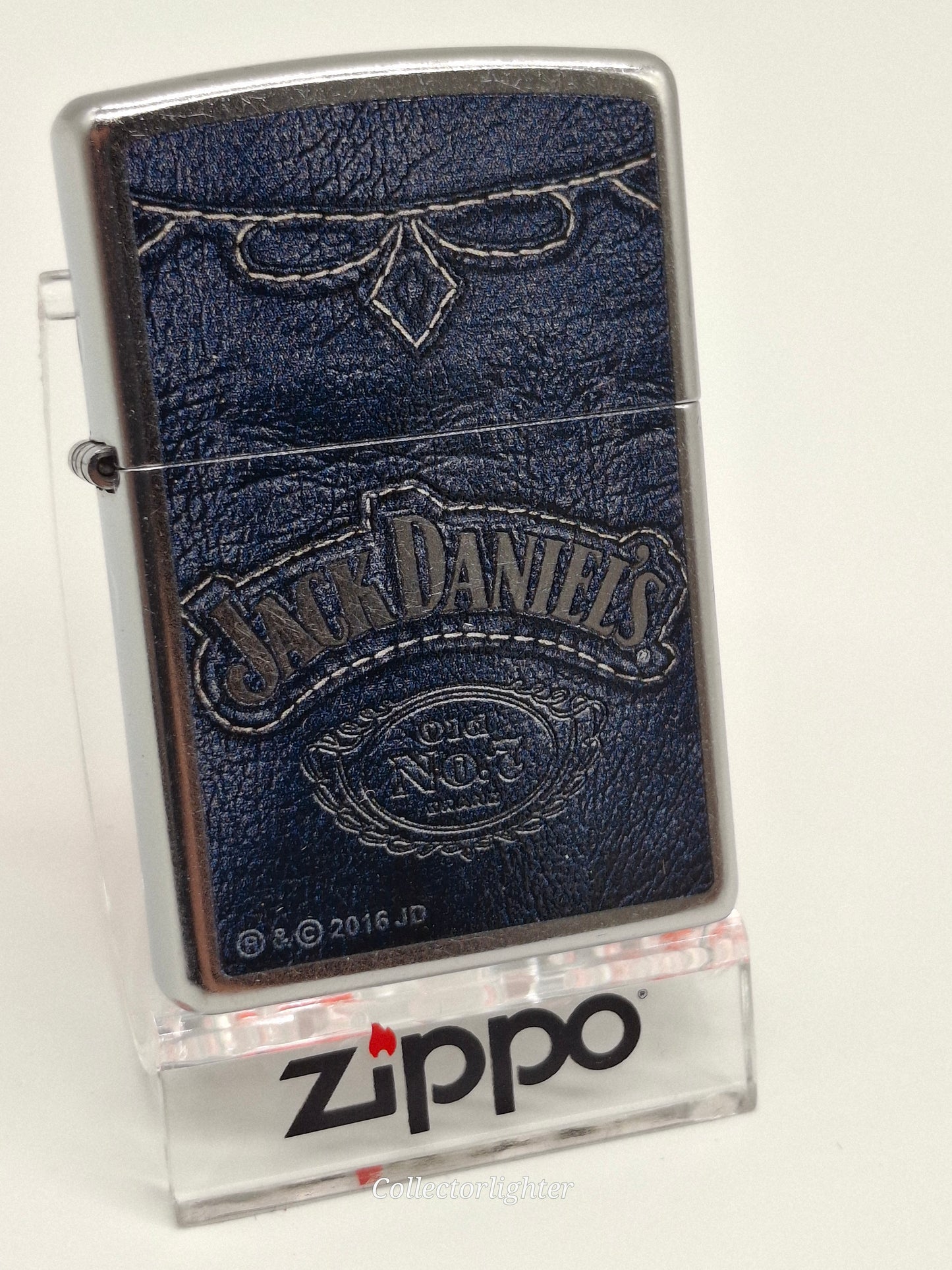 Zippo petrol lighter - Cross with Decoration 2005912 emblem