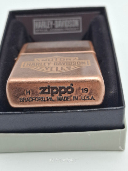 Zippo petrol lighter - Cross with Decoration 2005912 emblem