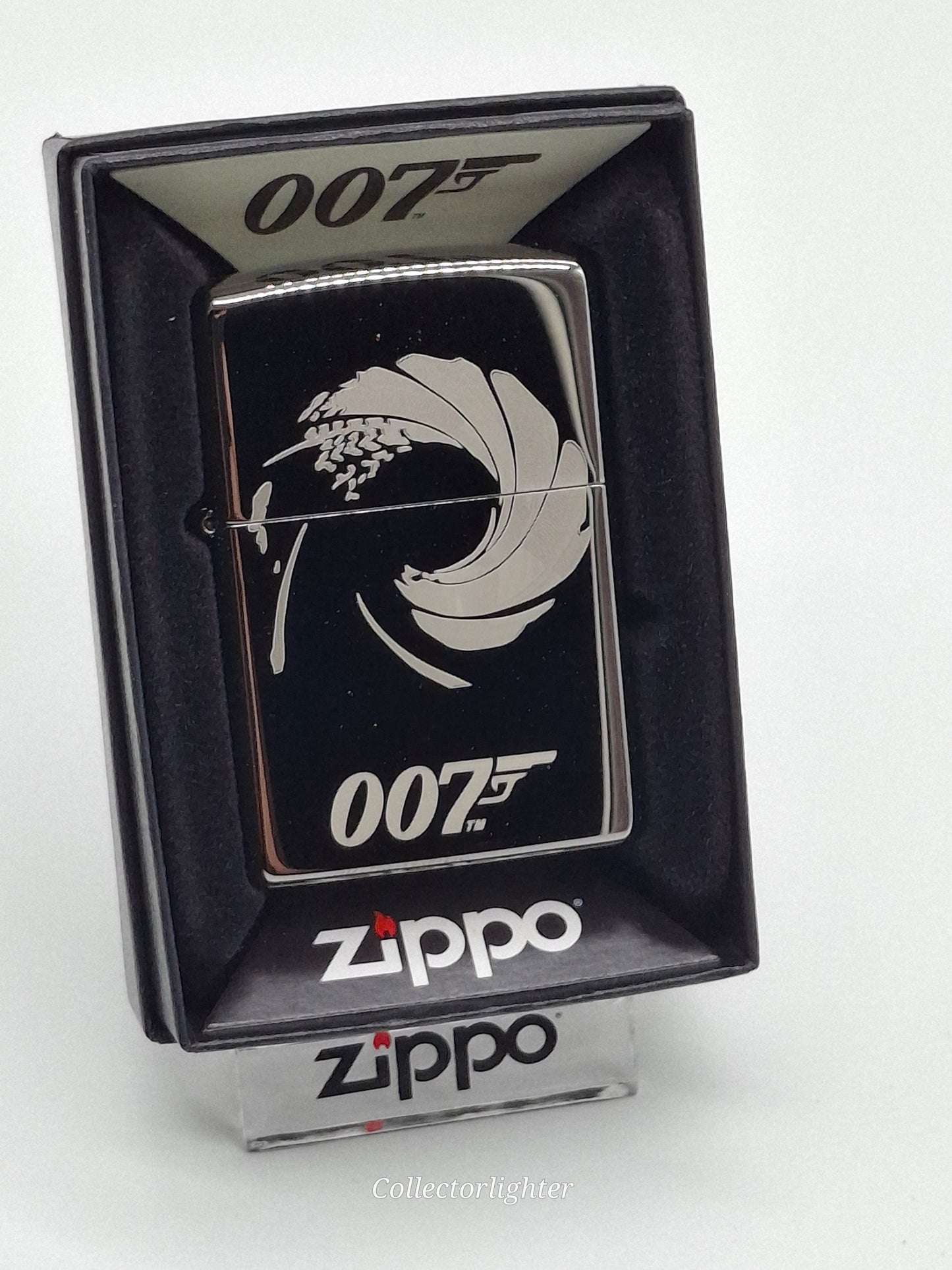 Zippo petrol lighter - Cross with Decoration 2005912 emblem