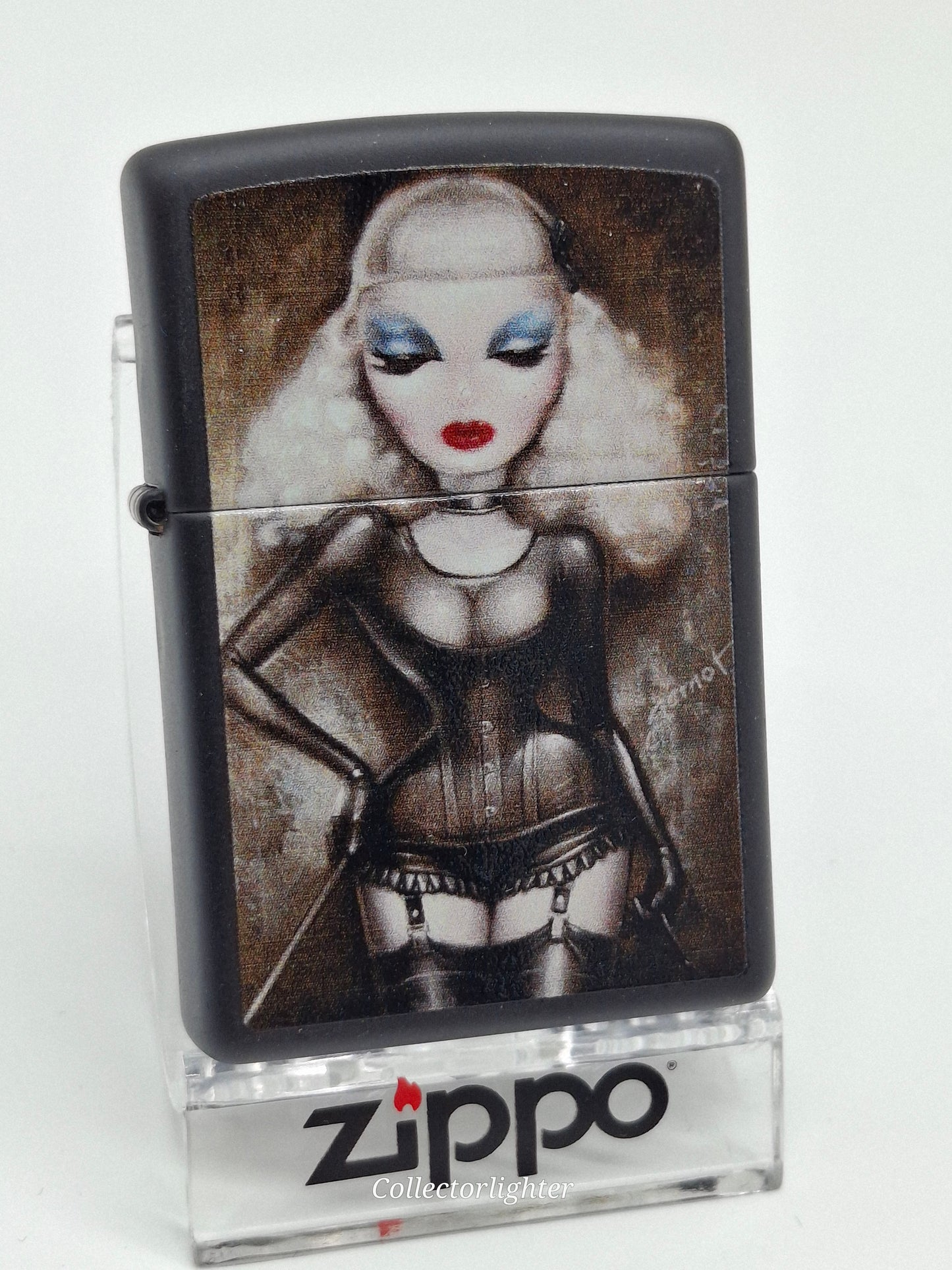 Zippo petrol lighter - Cross with Decoration 2005912 emblem