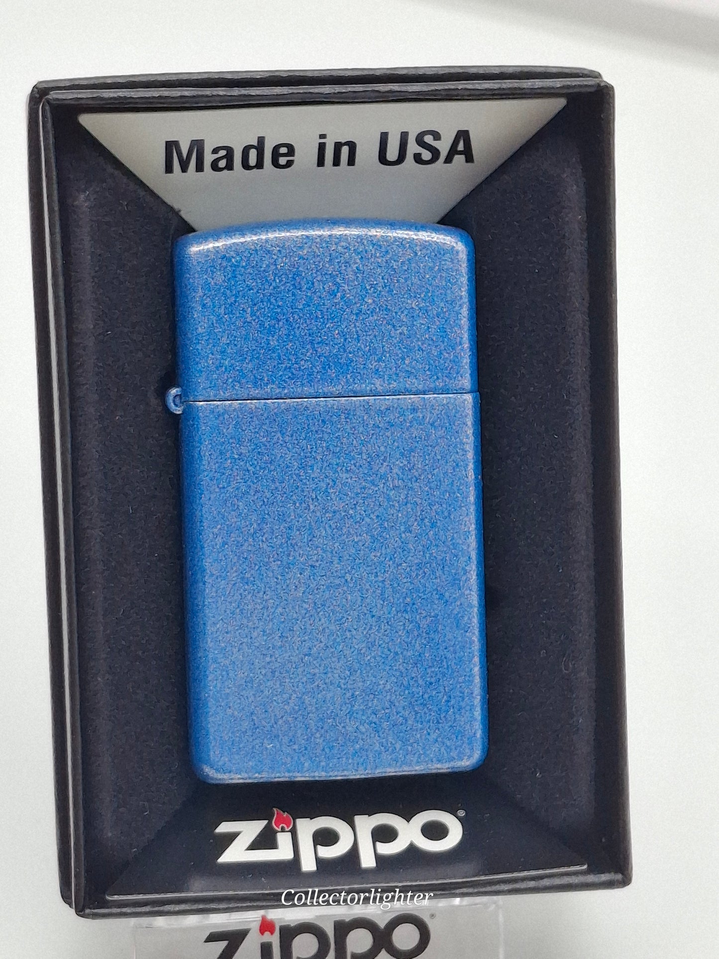 Zippo petrol lighter - Red w. Zippo Logo - Slim Line 60000639
