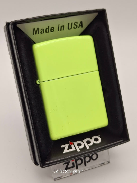 Zippo petrol lighter - Cross with Decoration 2005912 emblem