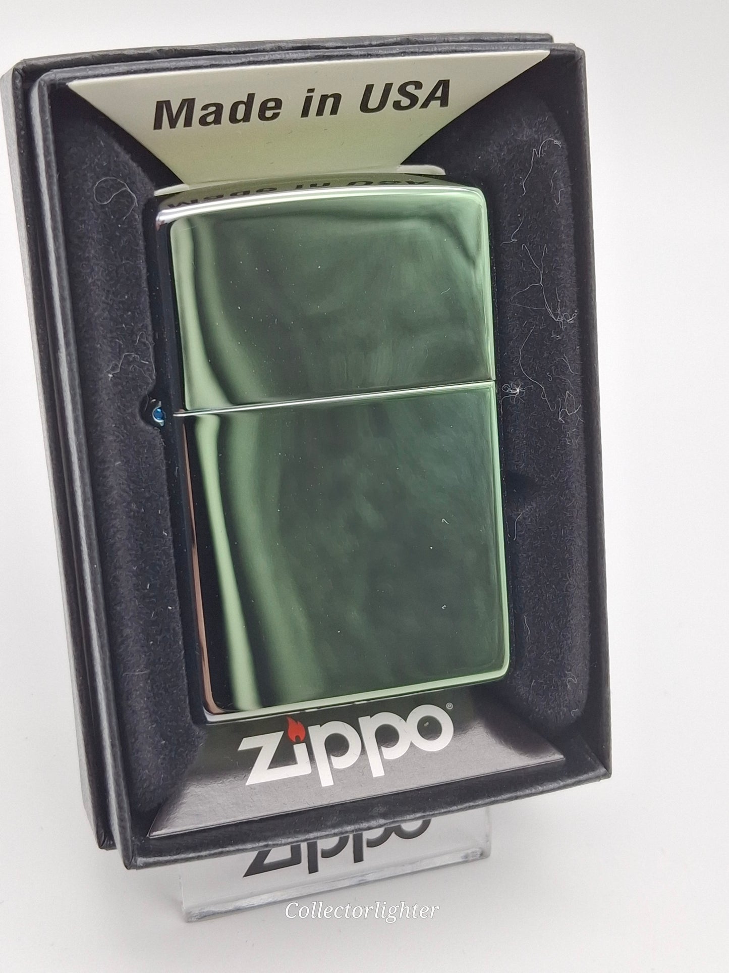 Encendedor de gasolina Zippo - Cruz con emblema decorativo 2005912