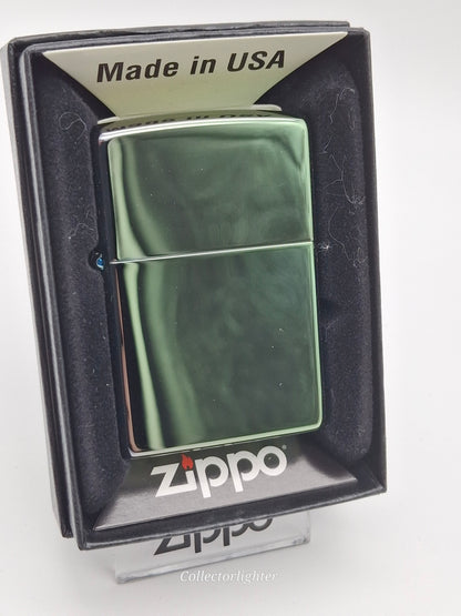 Encendedor de gasolina Zippo - Cruz con emblema decorativo 2005912