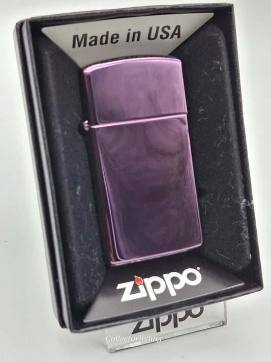 Encendedor de gasolina Zippo - Rojo w. Logotipo de Zippo - Línea delgada 60000639