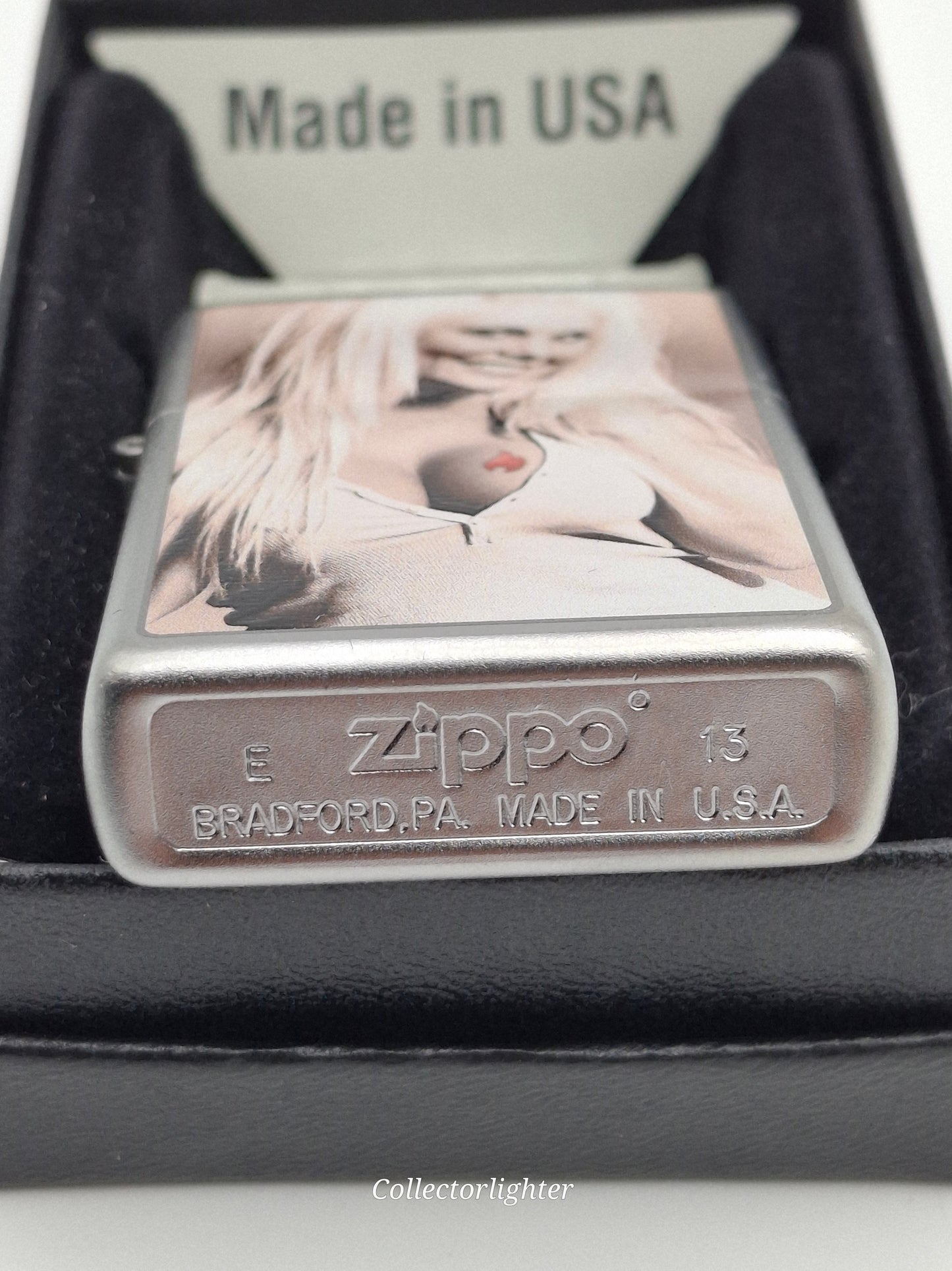 Zippo - Sexy Retro Blonde Pin Up 2004279