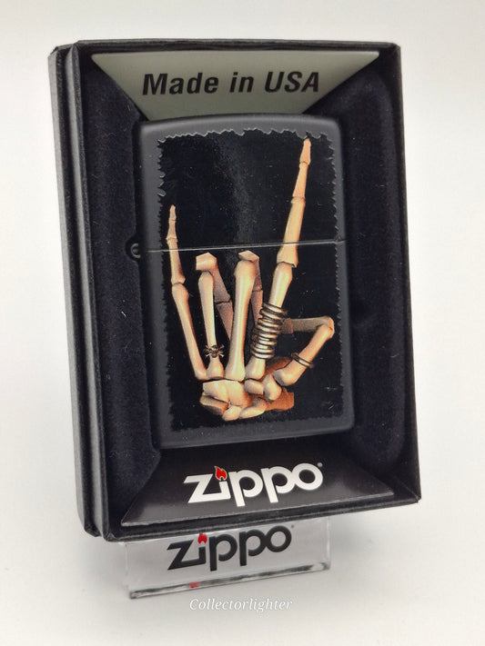 Encendedor de gasolina Zippo - Calavera Filigrana 60000536