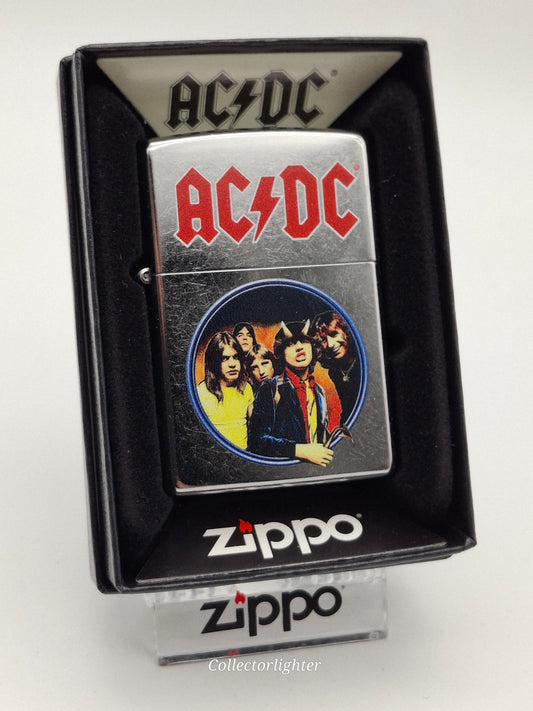 Encendedor de gasolina Zippo - Cruz con emblema decorativo 2005912