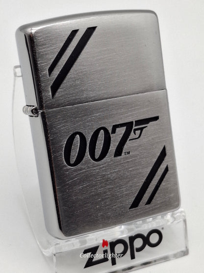 Encendedor de gasolina Zippo - Cruz con emblema decorativo 2005912