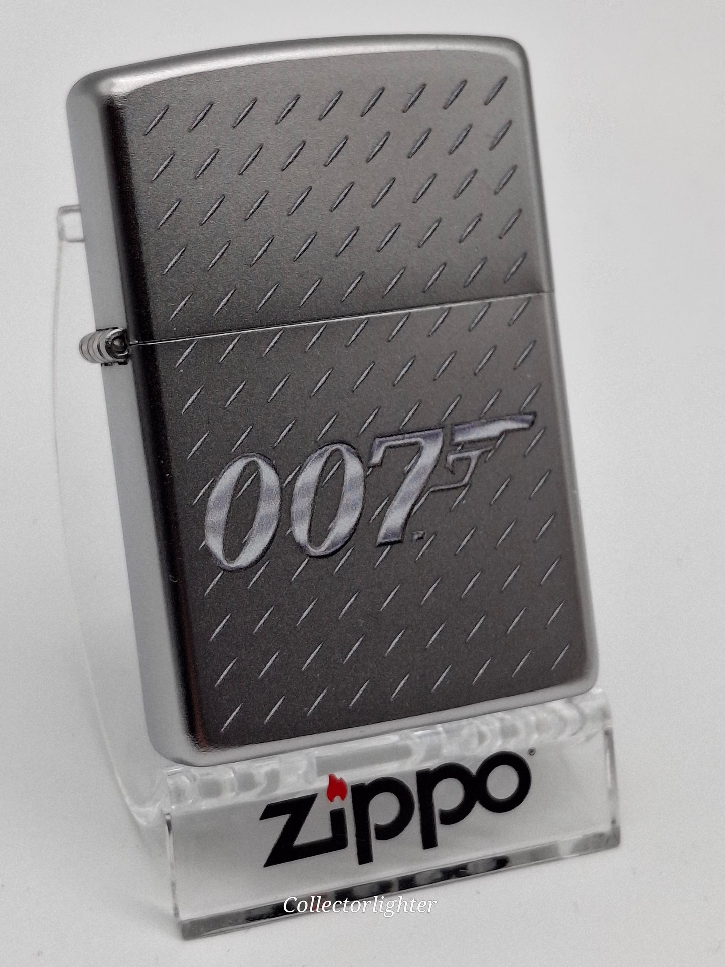 Zippo petrol lighter - Cross with Decoration 2005912 emblem