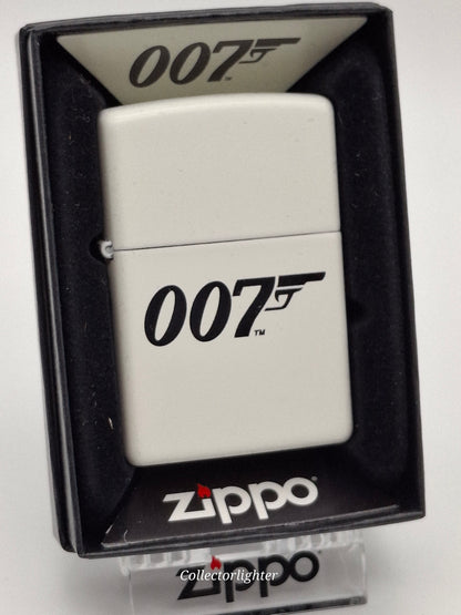 Encendedor de gasolina Zippo - Cruz con emblema decorativo 2005912