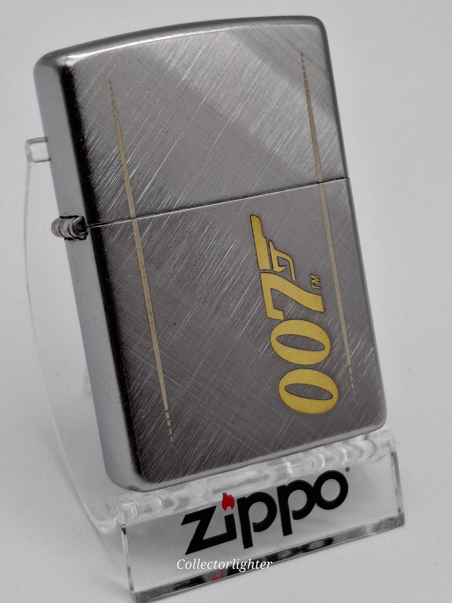 Zippo petrol lighter - Cross with Decoration 2005912 emblem