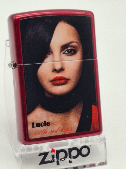 Zippo - Red Lips - Lucie Limited Edition 2003364