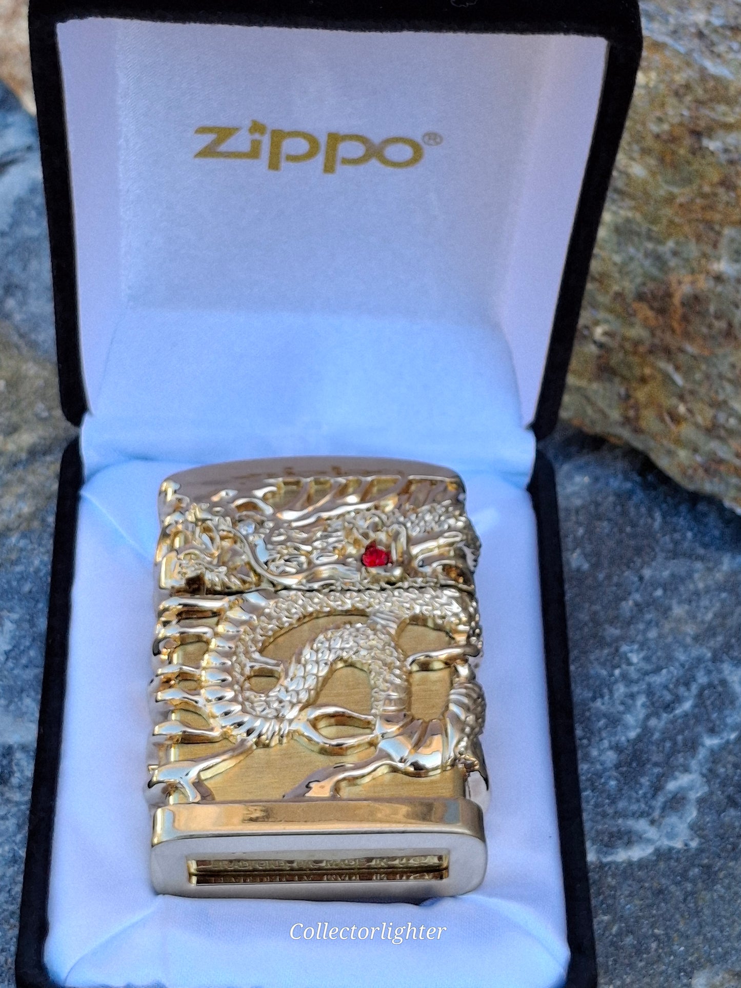 Zippo - Japanese Golden Dragon Red Ruby - Asia Modell