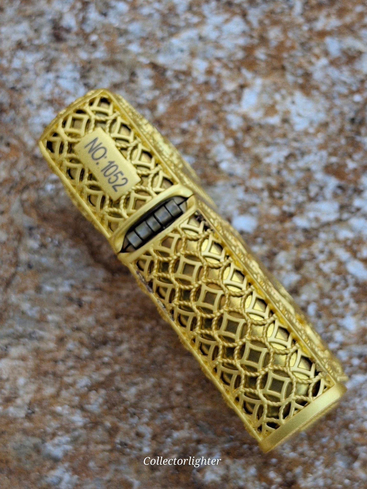 Zippo - Gold Pixu Fortune of Luck - Asia Modell