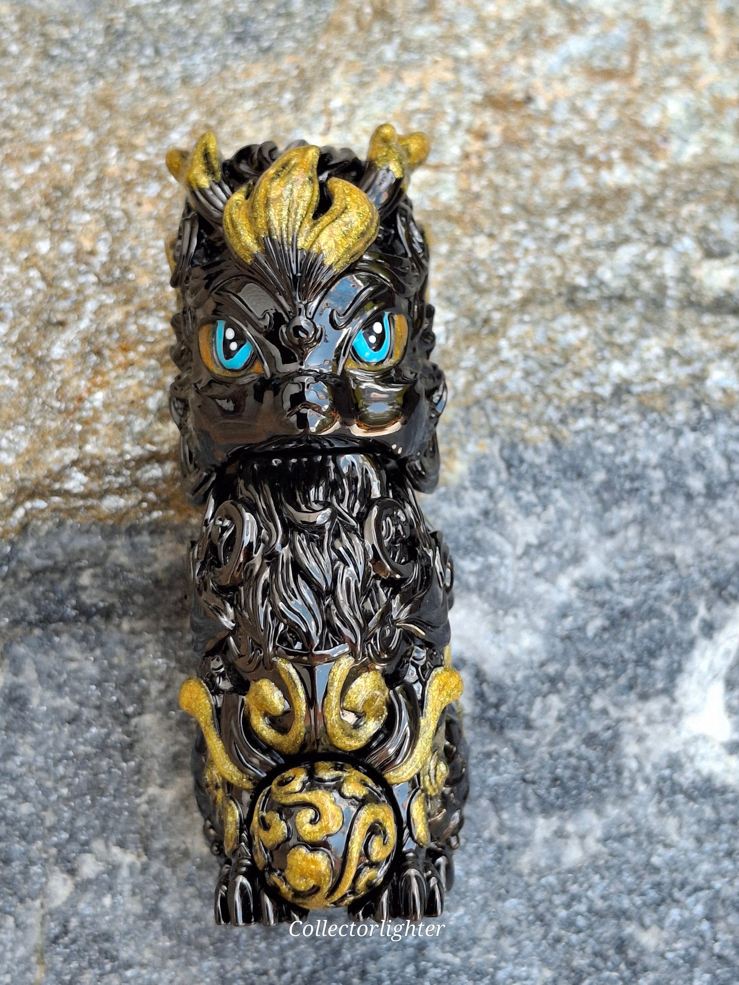 Zippo - Mythical Beast Qilin Black - Slim Line - Asia Modell