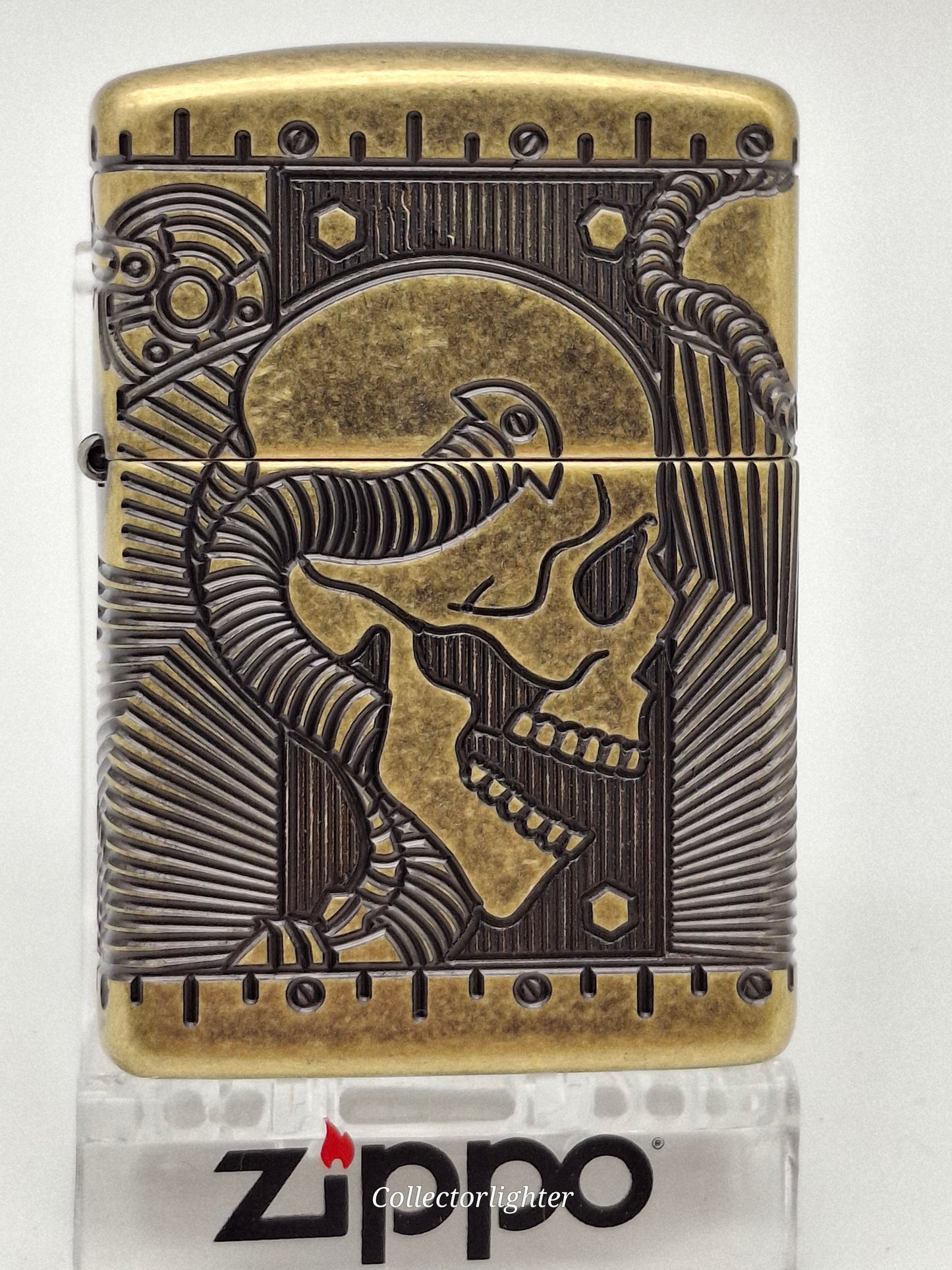 Zippo - Skull Multi Cut Antique Brass Armor Case 60002848