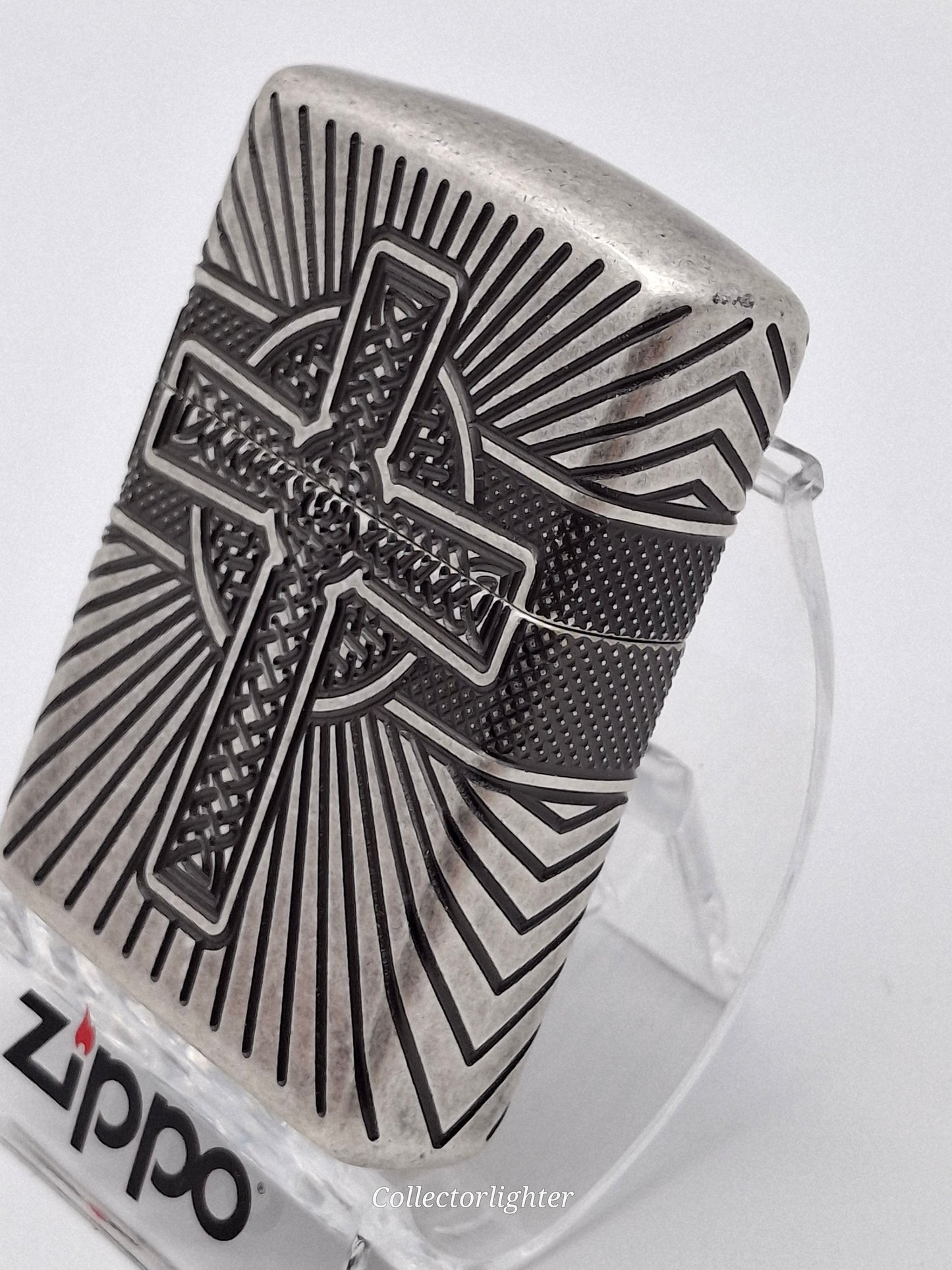 Zippo - Celtic Cross 360° Multi Cut Engrave - Armor Case 60004304