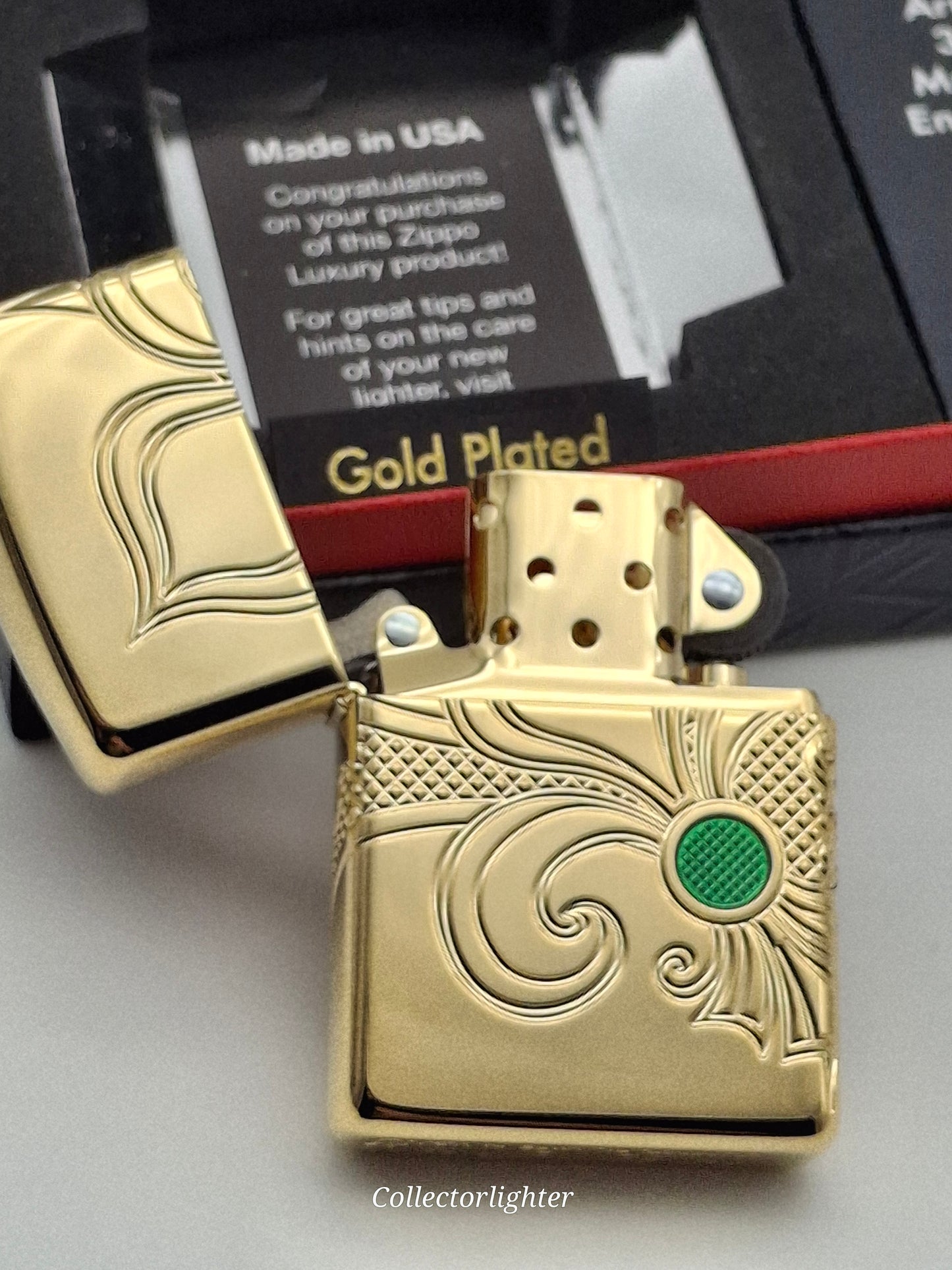 Zippo - Fleur-De-Lis Design 360° Multi Cut Engrave - Armor Case 60005210