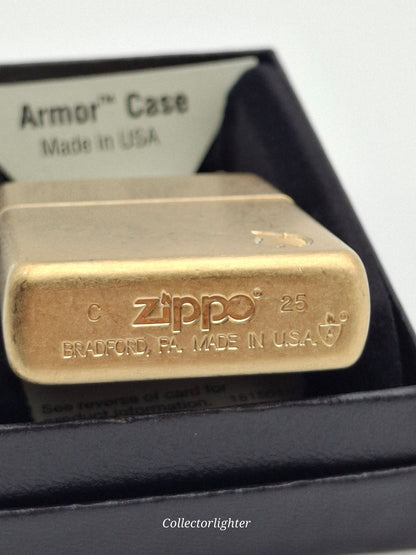 Zippo - Tumbled Brass Flame Armor Case 60007337