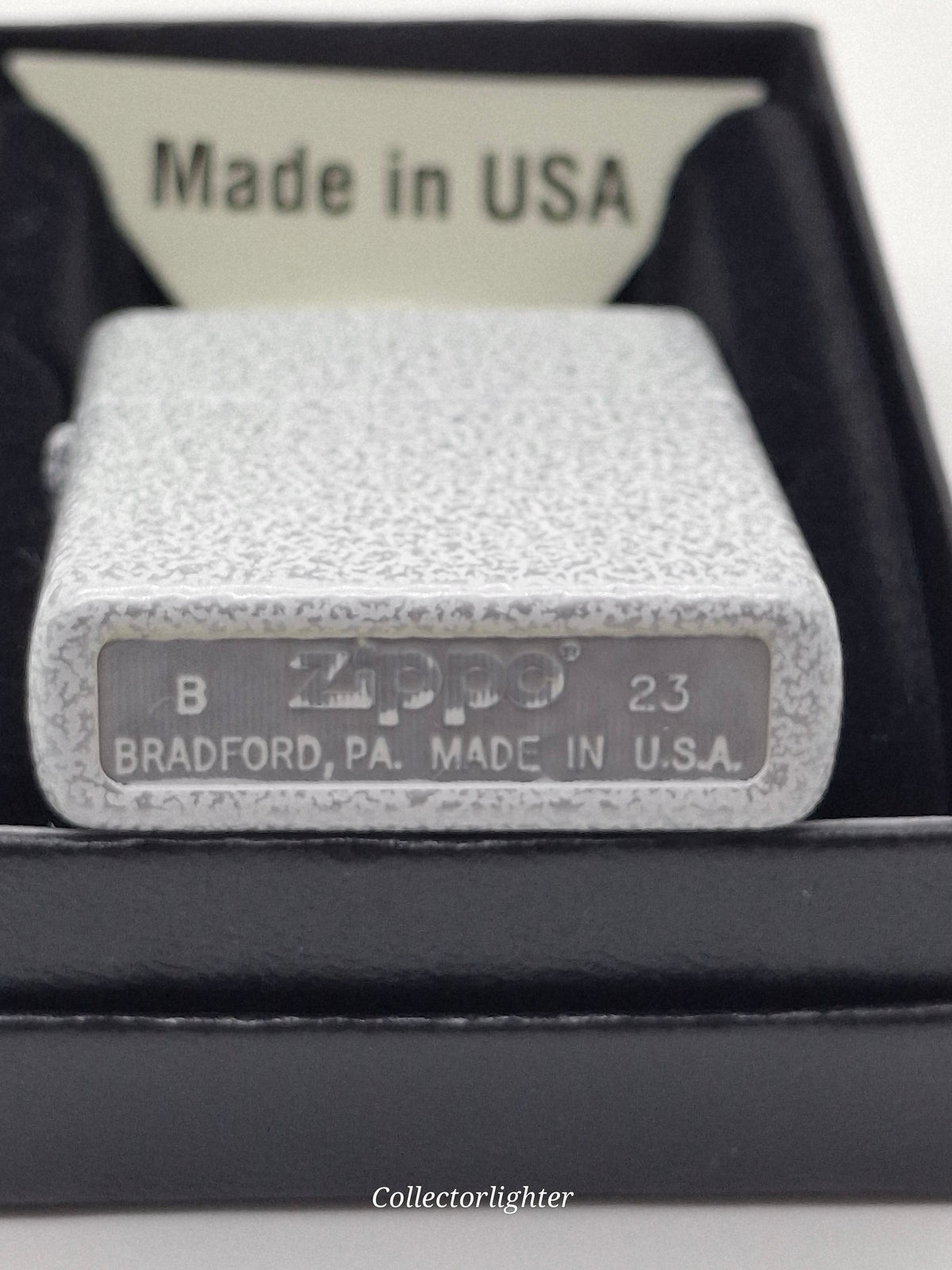  Zippo Glacier Regular 60007099, Bodenstempel B 23 mit Zippo-Logo und Made in USA