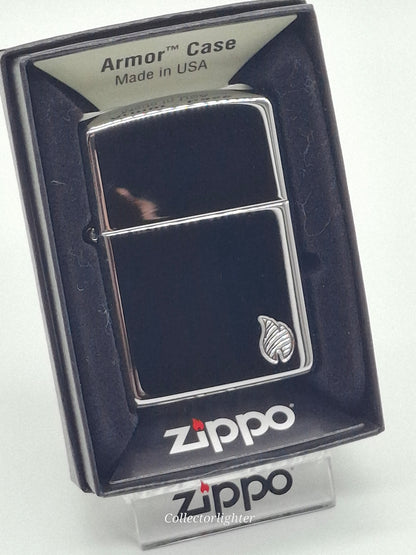 Zippo Chrome poliert Flame Armor Case 60007335 mit Flammengravur in der Originalverpackung